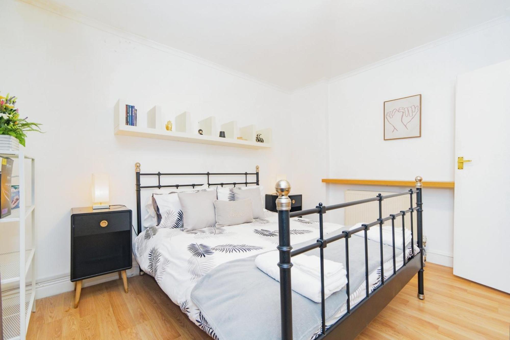 Charming 2 Bedrooms Flat For 6 In King's Cross * Лондон