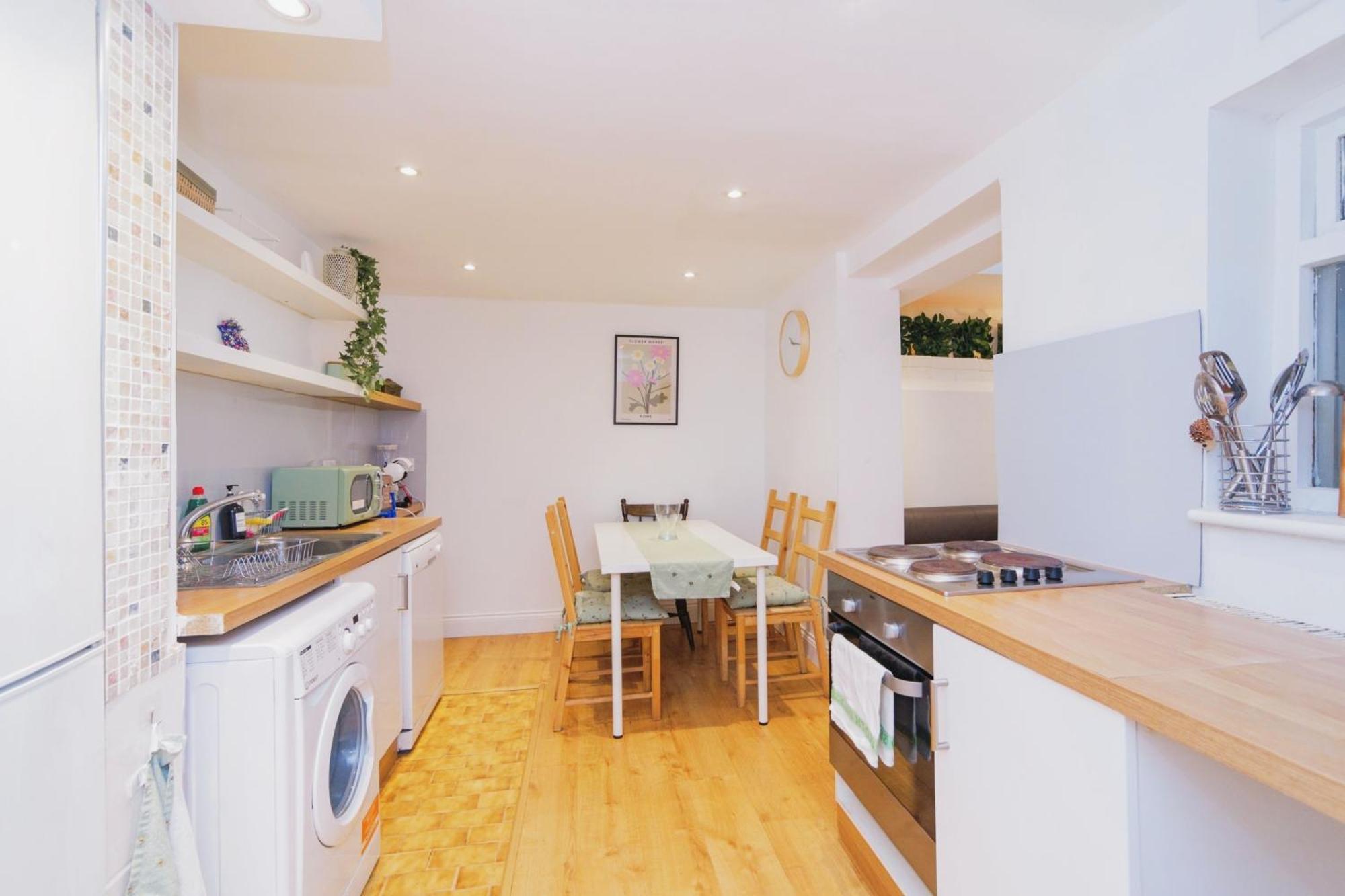 Charming 2 Bedrooms Flat For 6 In King's Cross Лондон